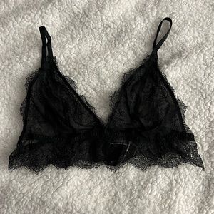 VS Lace Bralette